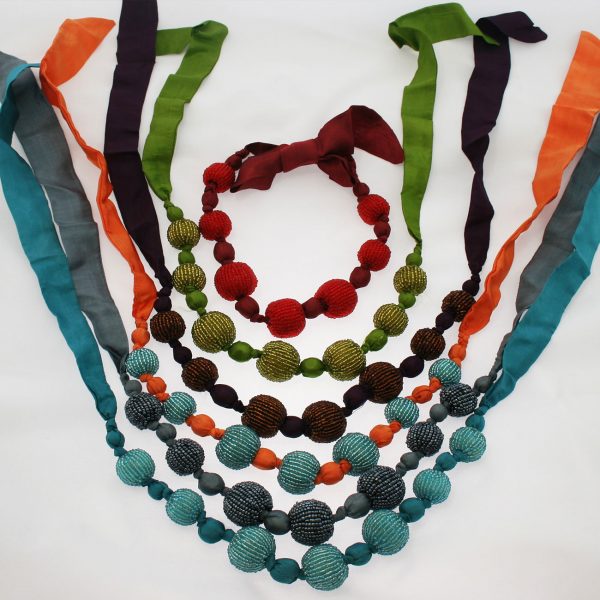 Silk-Ribbon-Necklace